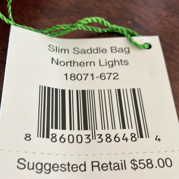 NWT Vera Bradley Slim Saddle cross Body Bag in northern lights pattern - Picture 12 of 12